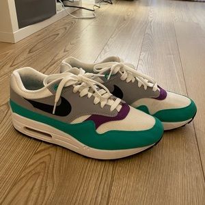 Nike Air Max 1 Clear Emerald